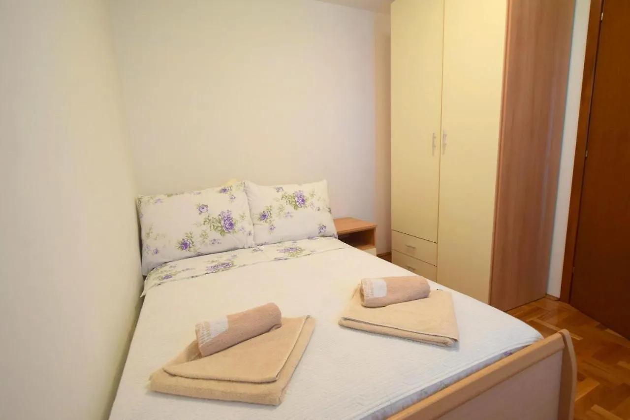 Apartment Mirela Malinska Croatia
